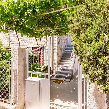 شقة Maro - Three Bedroom With Balcony