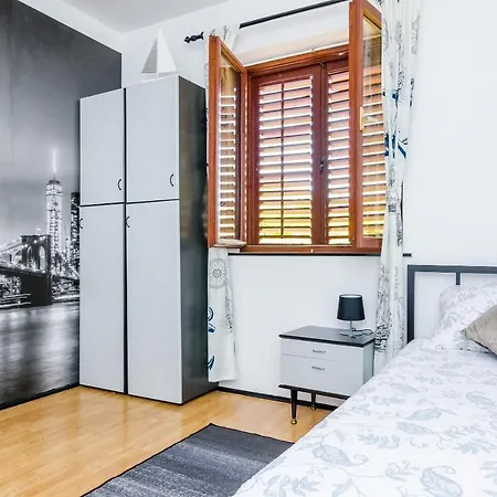 Maro - Three Bedroom With Balcony شقة Mokošica